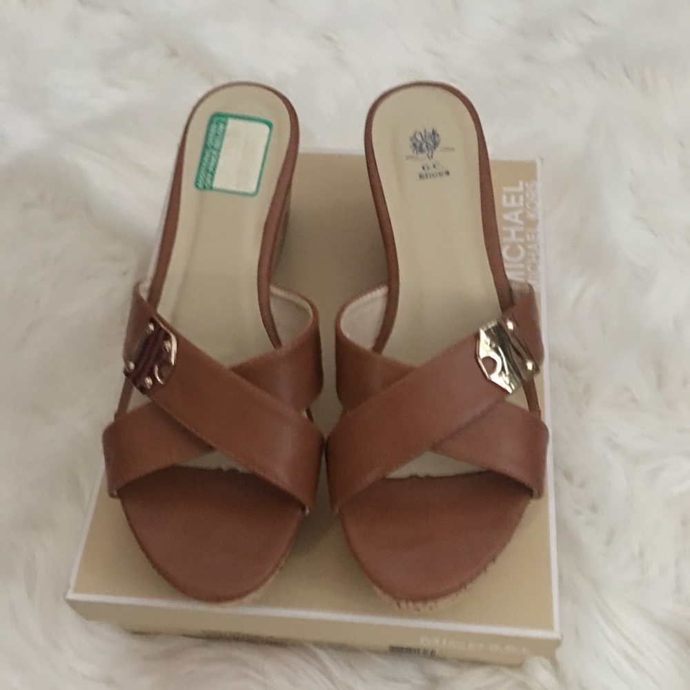 Women’s Sandals